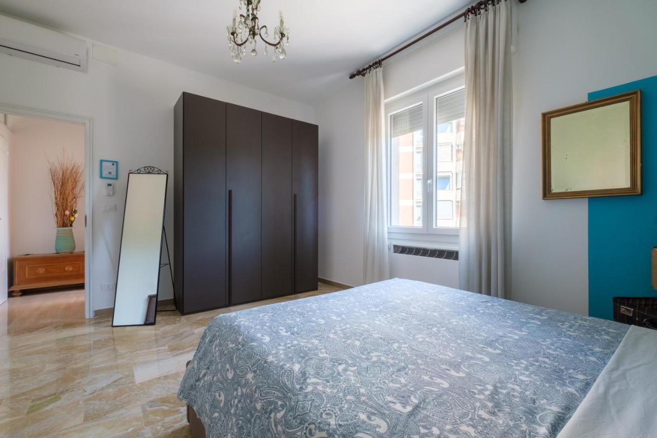Fabula Rooms 3 Suites With Private Bathroom Болоня Екстериор снимка